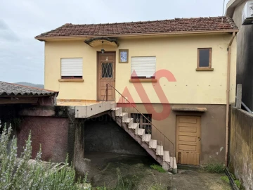 Moradia T3 para Venda em Agrela