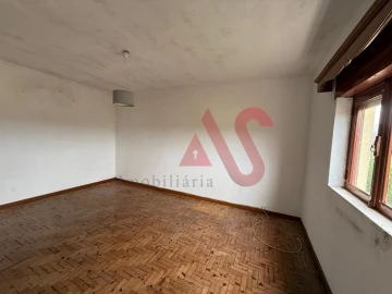 Moradia T3 para Venda em Agrela