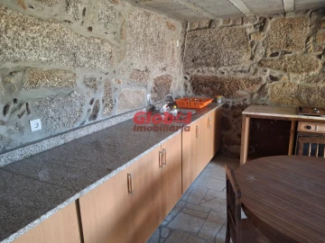 Quinta T0 para Venda em Castelo de Penalva