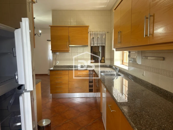 Moradia T3 para Venda em Aljubarrota Foto 4