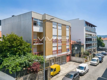 Apartamento T2 para Venda em São Vitor (Braga)