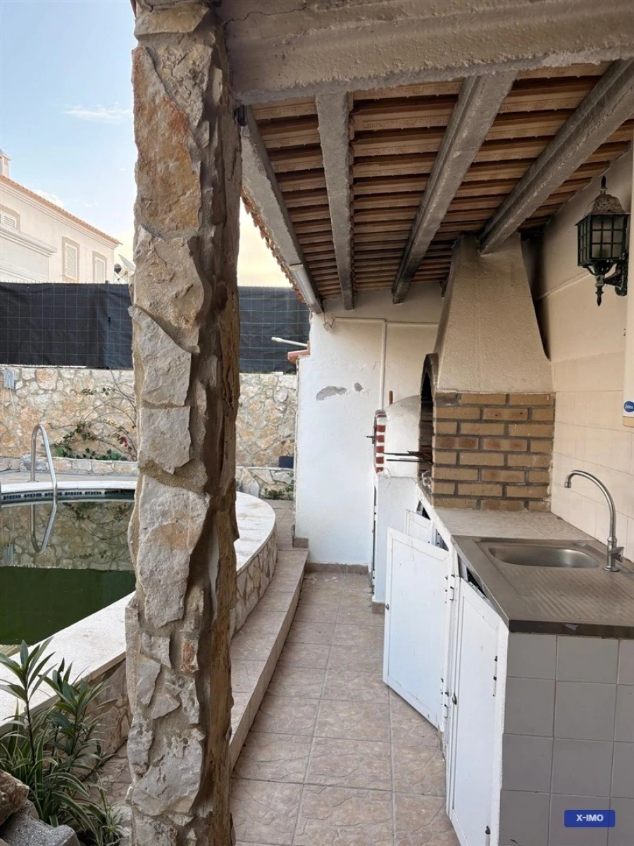 Moradia T4 para Venda em Vila Nova de Cacela Foto 3