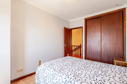 Moradia T3 para Venda em Baguim do Monte (Rio Tinto)