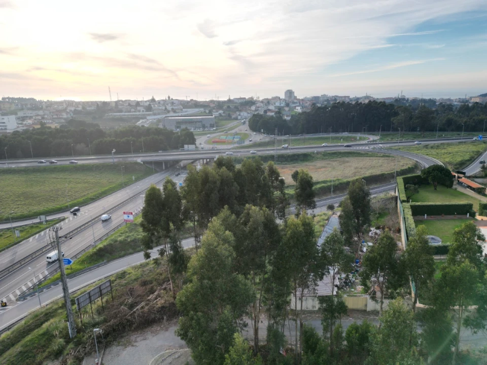 Terreno para Venda em Anta e Guetim Foto 3