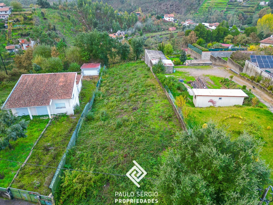 Terreno para Venda em Sandim, Olival, Lever e Crestuma Foto 1
