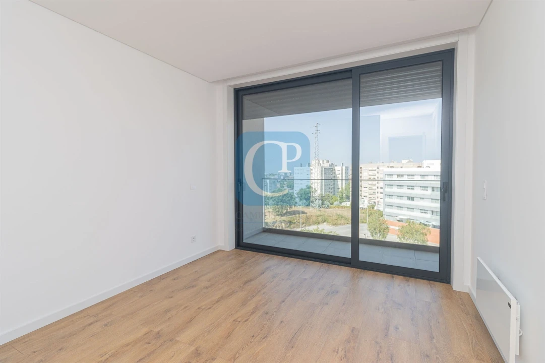 Apartamento T1 para Venda em Pedrouços Foto 7