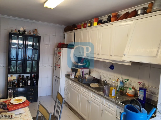 Apartamento T1 para Venda em Mafamude e Vilar do Paraíso Foto 3