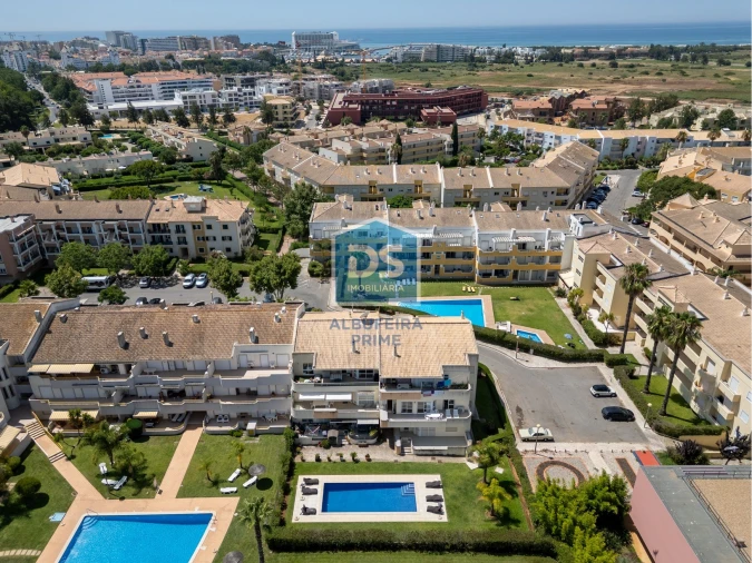 Apartamento T2 para Venda em Quarteira Foto 36