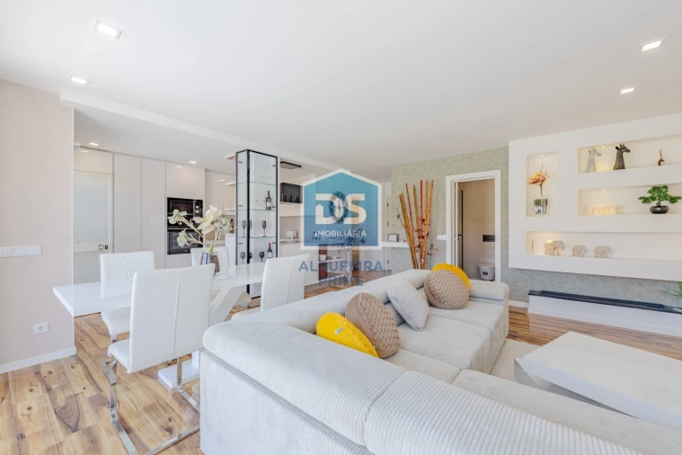 Apartamento T2 para Venda em Quarteira Foto 11