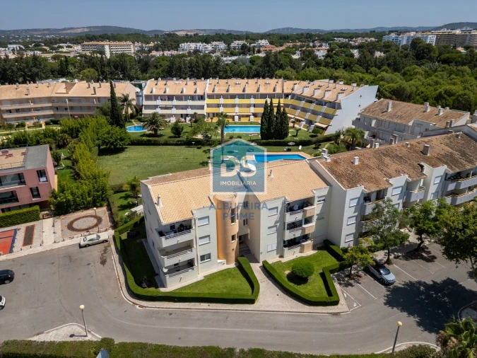 Apartamento T2 para Venda em Quarteira Foto 38