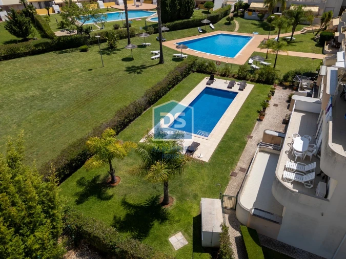 Apartamento T2 para Venda em Quarteira Foto 40