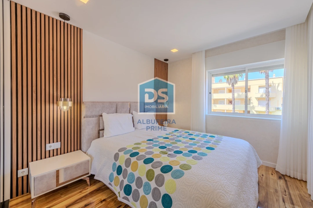 Apartamento T2 para Venda em Quarteira Foto 21