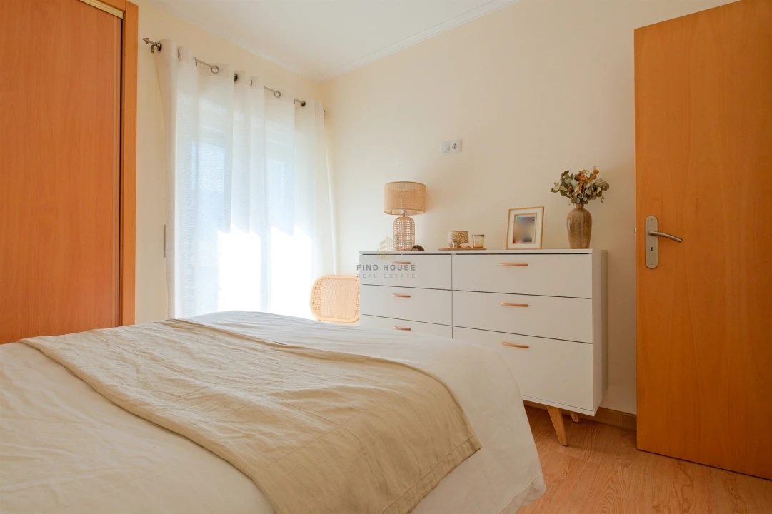 Apartamento T2 para Venda em Alcabideche Foto 11