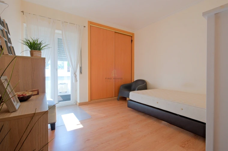 Apartamento T2 para Venda em Alcabideche Foto 18
