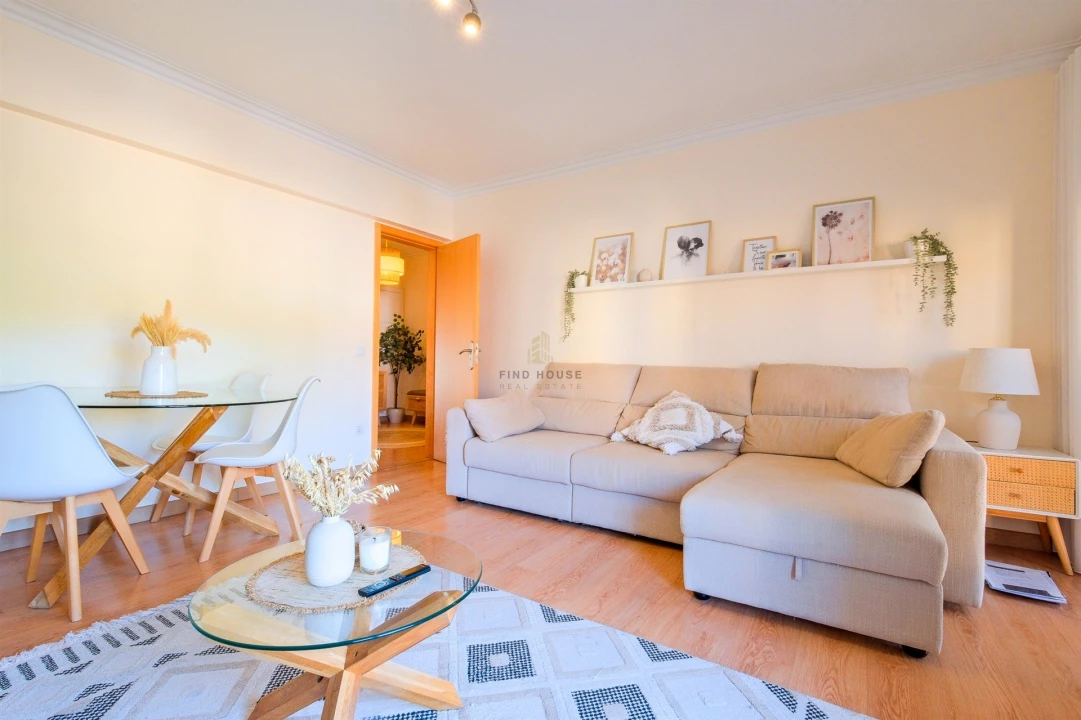 Apartamento T2 para Venda em Alcabideche Foto 9
