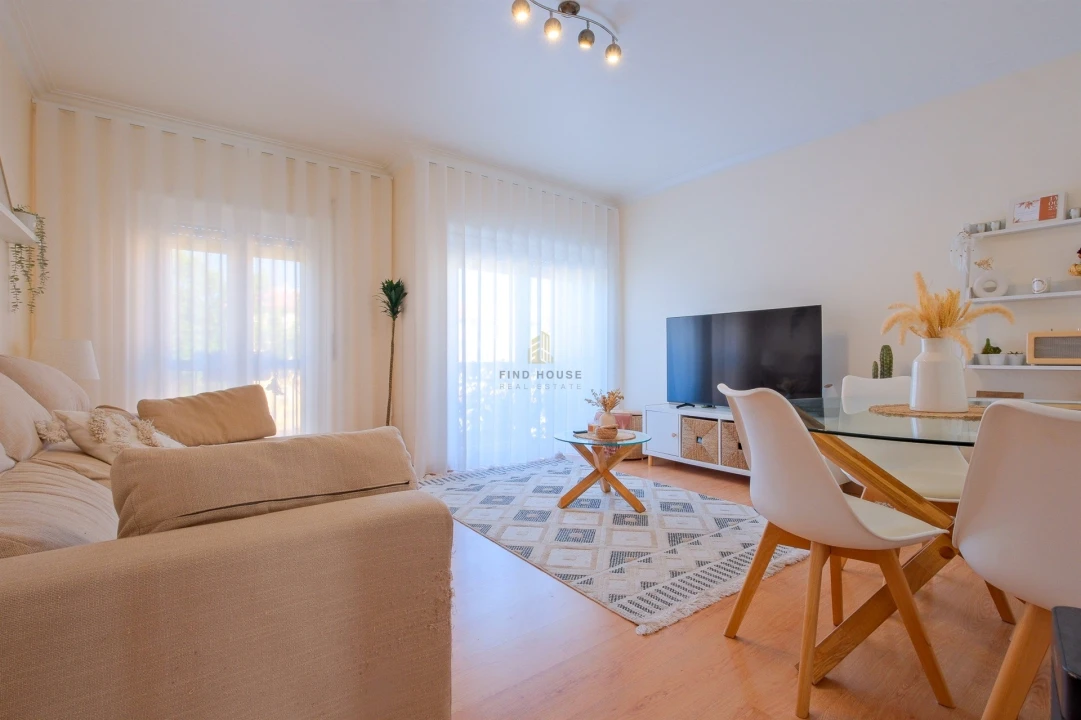 Apartamento T2 para Venda em Alcabideche Foto 4