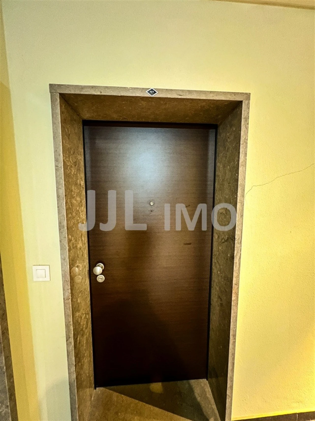 Apartamento T1 para Arrendamento em Rio de Mouro Foto 17