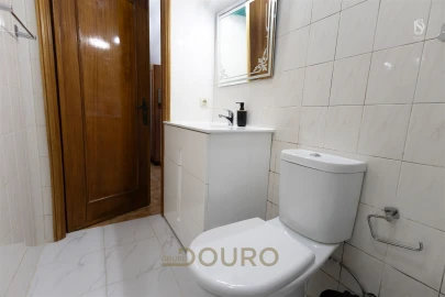 Apartamento T1 para Venda em Vilar de Andorinho
