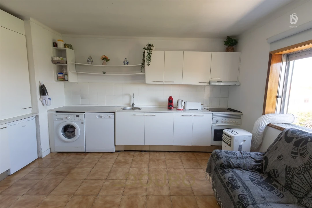 Apartamento T1 para Venda em Vilar de Andorinho Foto 9