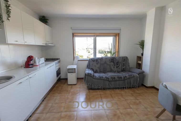 Apartamento T1 para Venda em Vilar de Andorinho Foto 6