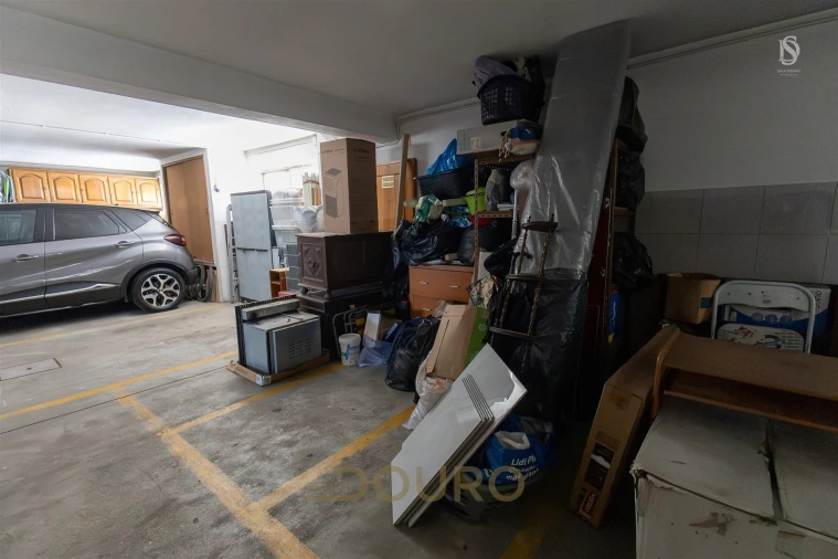 Apartamento T1 para Venda em Vilar de Andorinho Foto 24