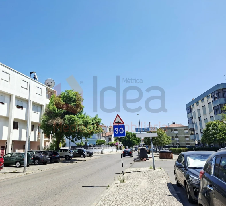 Apartamento T4 para Venda em Amora Foto 30