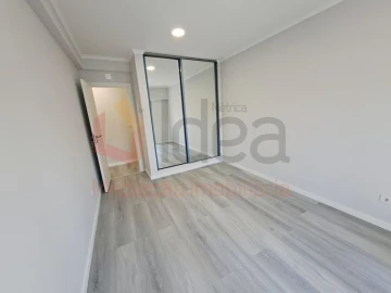 Apartamento T4 para Venda em Amora