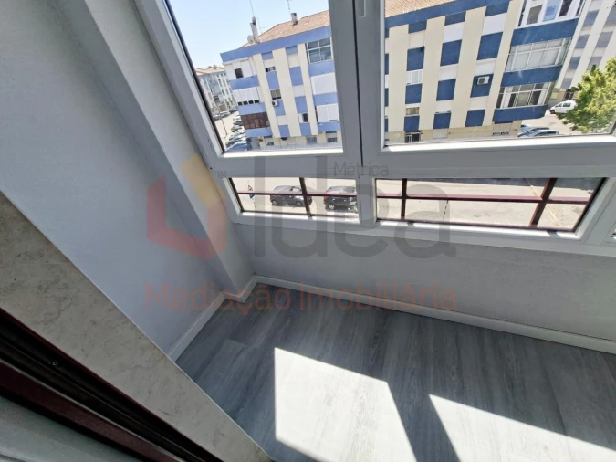Apartamento T4 para Venda em Amora Foto 18