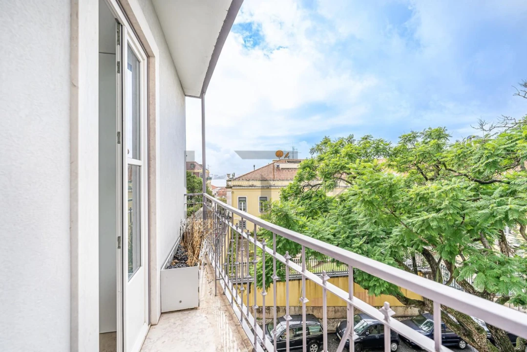 Apartamento T2 para Venda em Santa Maria Maior Foto 1