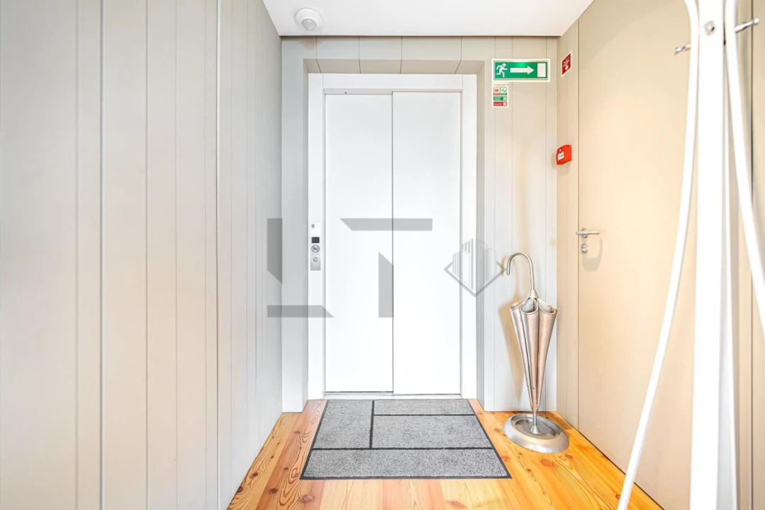 Apartamento T2 para Venda em Santa Maria Maior Foto 6