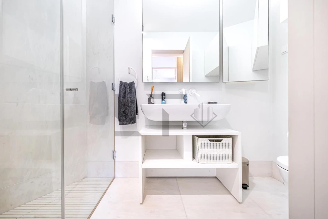 Apartamento T2 para Venda em Santa Maria Maior Foto 17