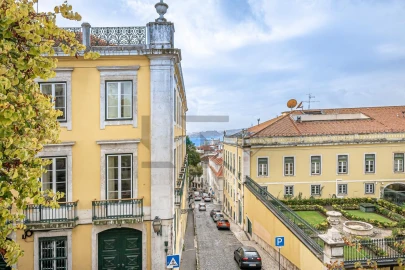 Apartamento T2 para Venda em Santa Maria Maior