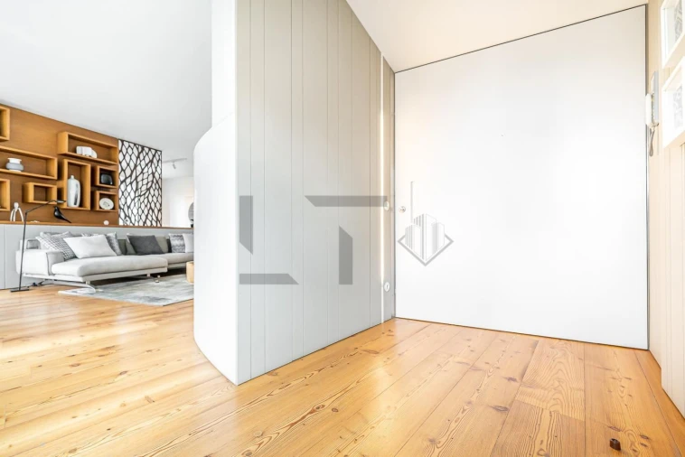 Apartamento T2 para Venda em Santa Maria Maior Foto 7