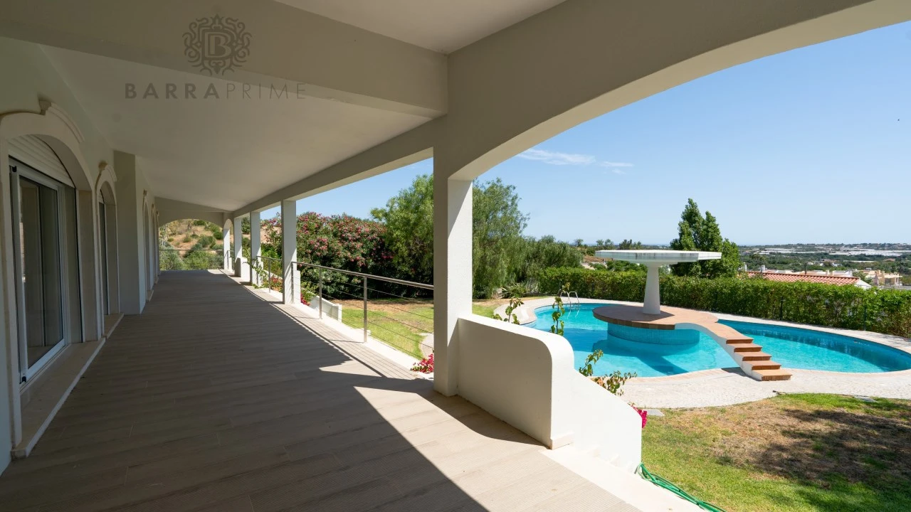 Moradia T6 para Venda em Conceição e Estoi Foto 17