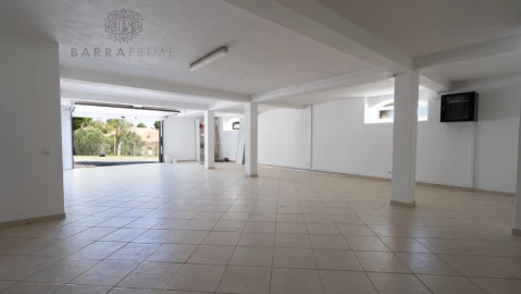 Moradia T6 para Venda em Conceição e Estoi