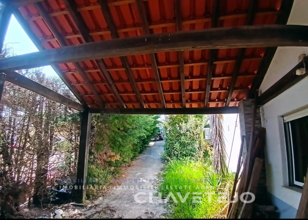 Moradia T4 para Venda em Miranda do Corvo Foto 3