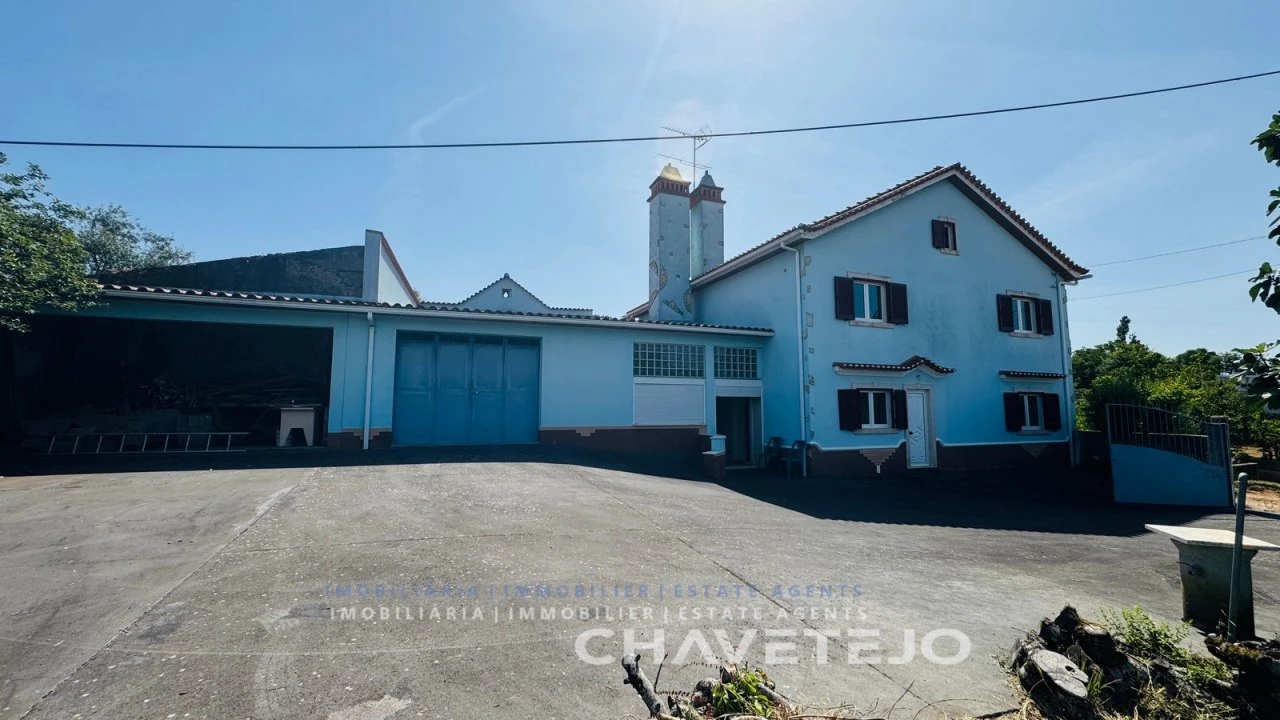 Moradia T4 para Venda em Areias e Pias Foto 4