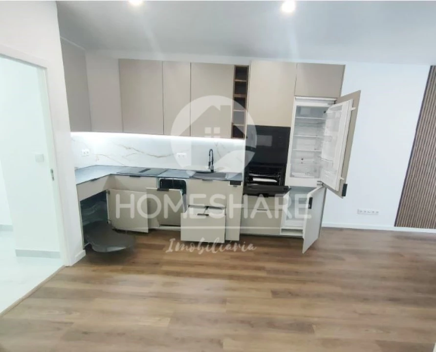 Apartamento T1 para Venda em Ermesinde Foto 2