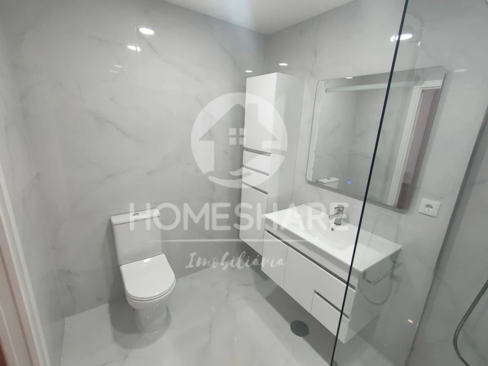 Apartamento T1 para Venda em Ermesinde Foto 9