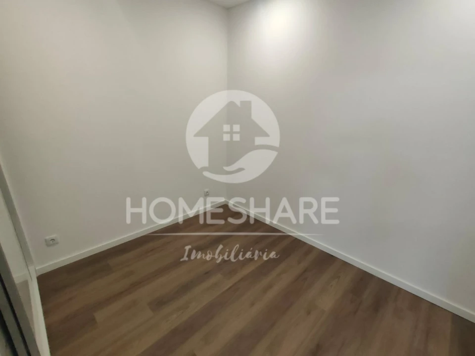 Apartamento T1 para Venda em Ermesinde Foto 13