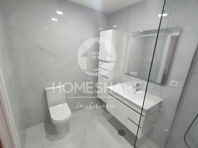Apartamento T1 para Venda em Ermesinde Foto 9