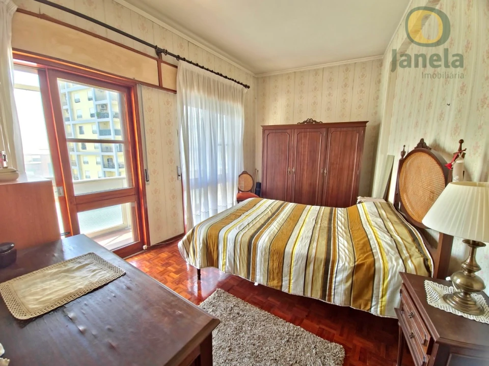 Apartamento T5 para Venda em Faro (Sé e São Pedro) Foto 20