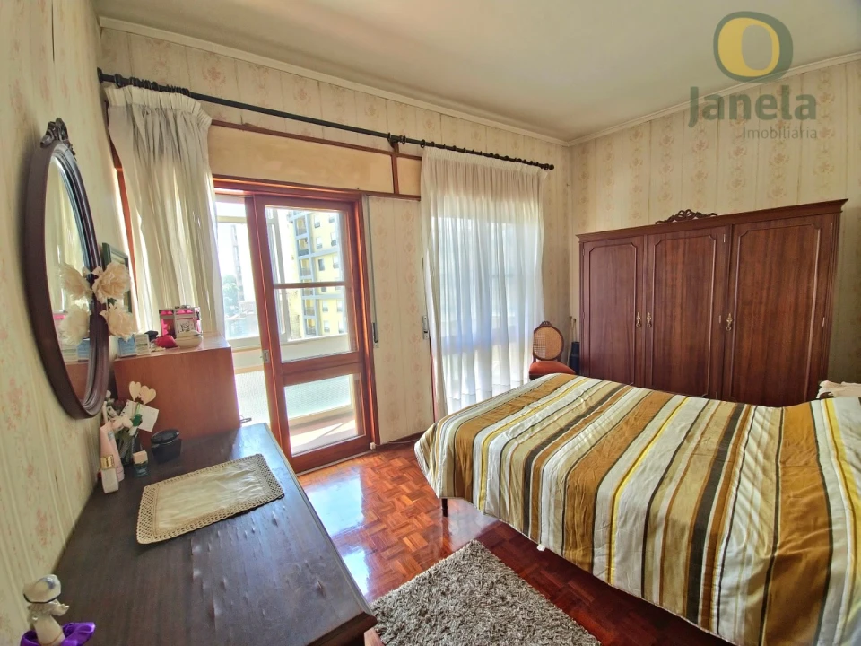 Apartamento T5 para Venda em Faro (Sé e São Pedro) Foto 23