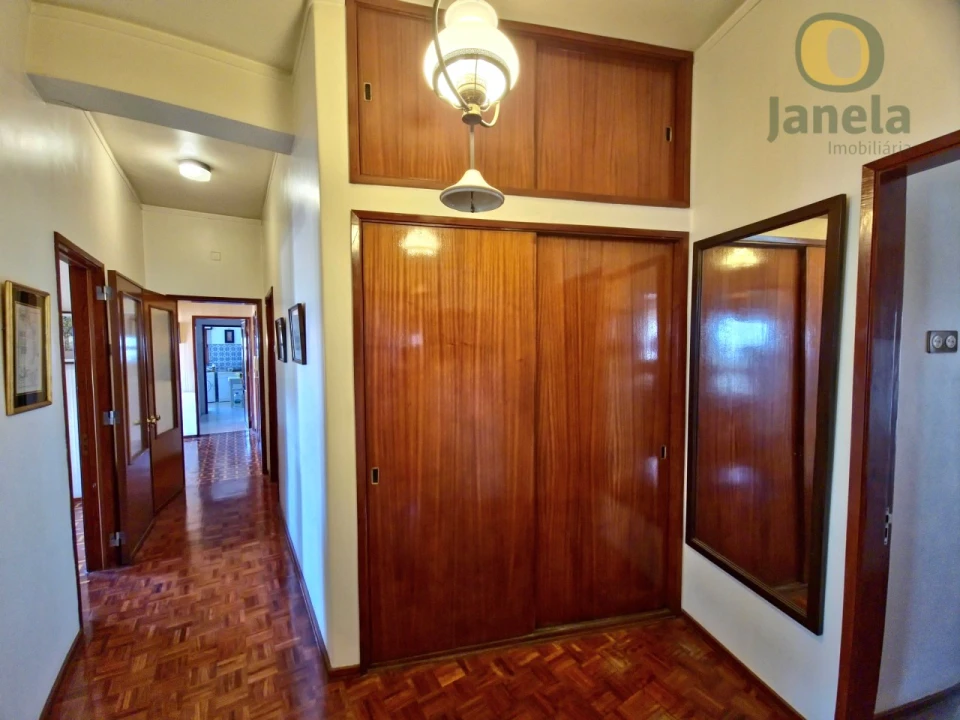 Apartamento T5 para Venda em Faro (Sé e São Pedro) Foto 25
