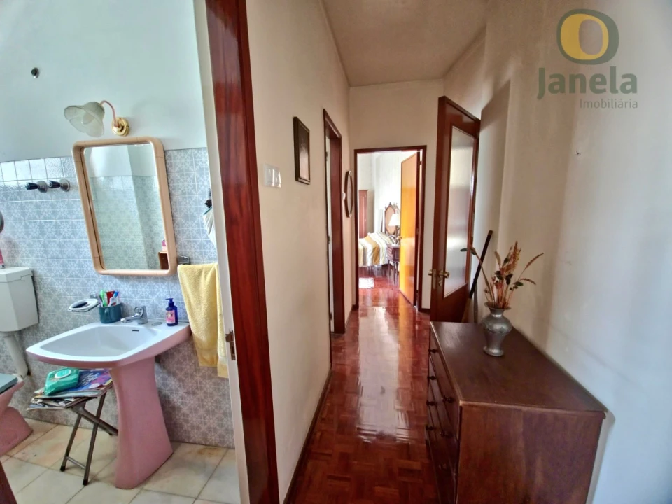 Apartamento T5 para Venda em Faro (Sé e São Pedro) Foto 29