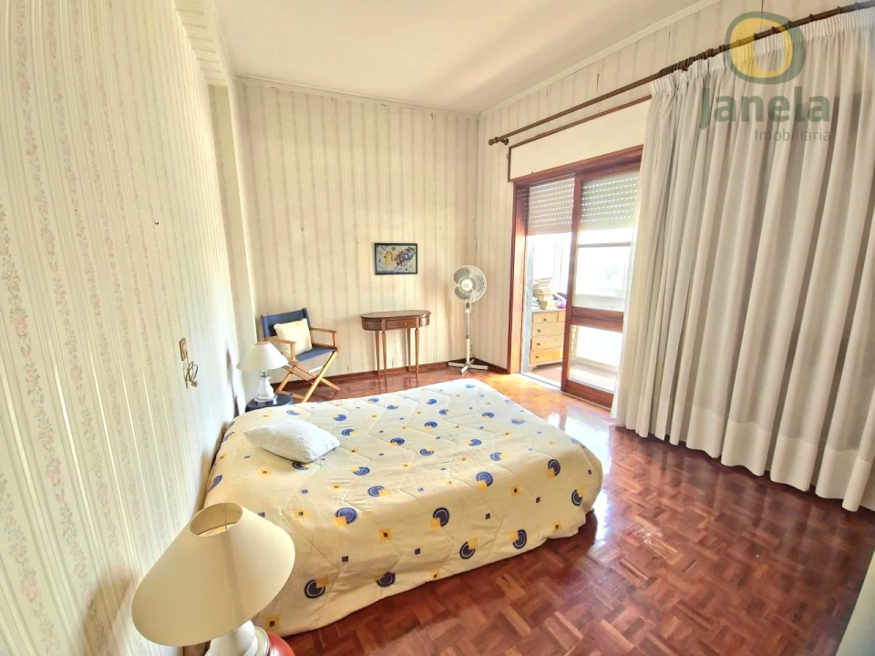 Apartamento T5 para Venda em Faro (Sé e São Pedro) Foto 33