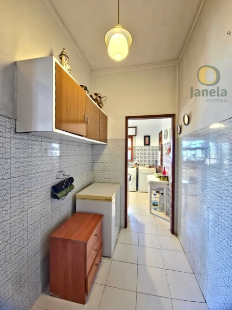 Apartamento T5 para Venda em Faro (Sé e São Pedro)