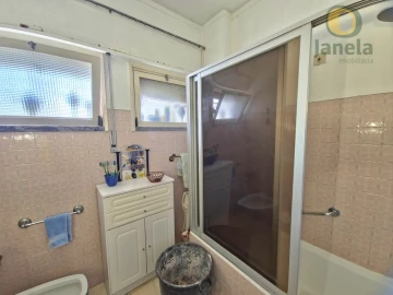 Apartamento T5 para Venda em Faro (Sé e São Pedro)