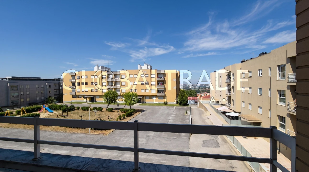 Apartamento T2 para Venda em Fânzeres e São Pedro da Cova Foto 5