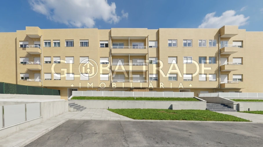 Apartamento T2 para Venda em Fânzeres e São Pedro da Cova Foto 2